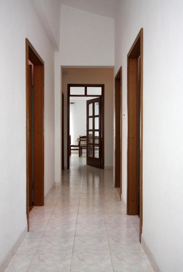 Apartments With A Parking Space Kastel Stafilic, Kastela - 5219 Exterior photo